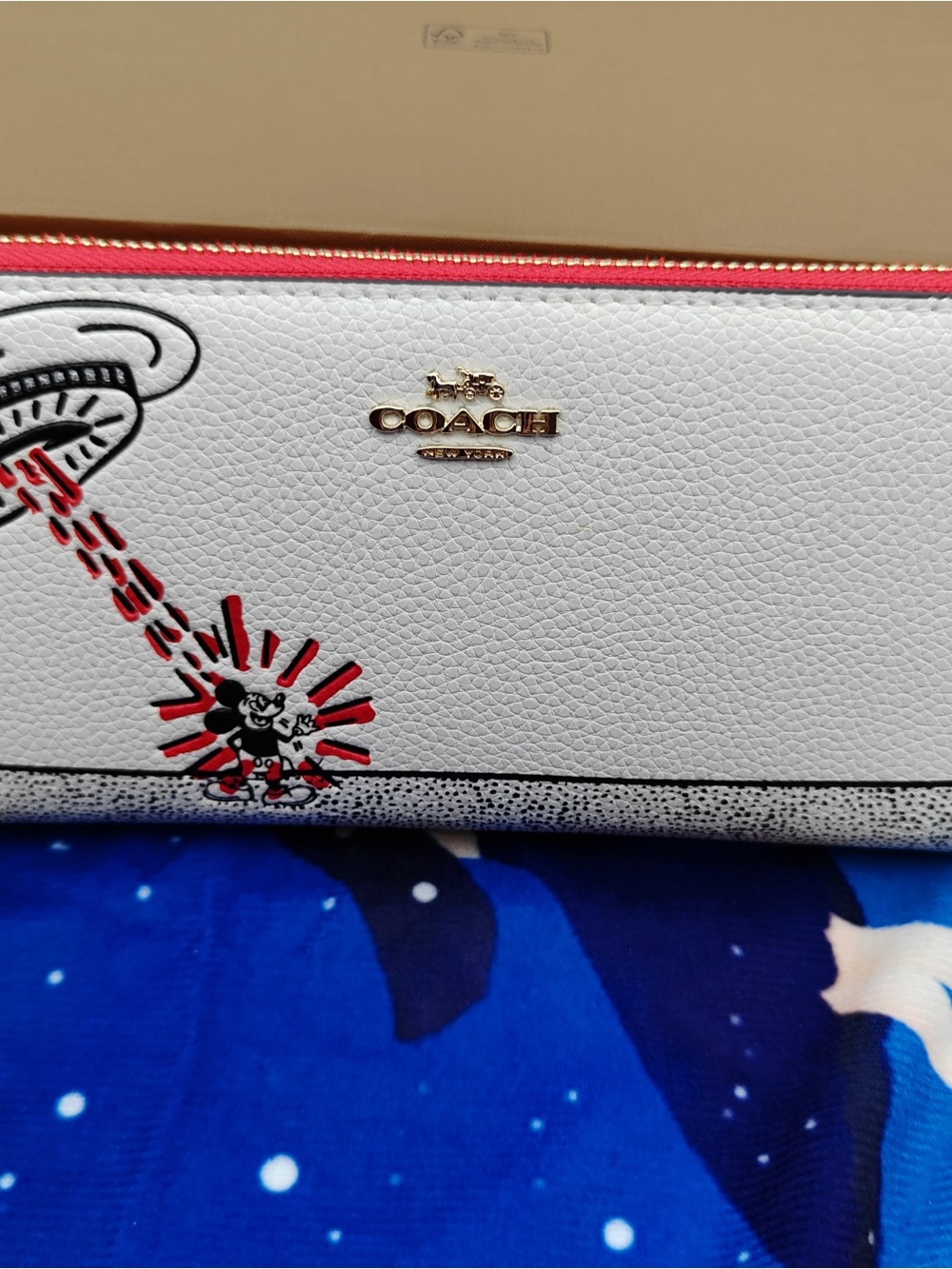 Coach White Leather Zip Wallet